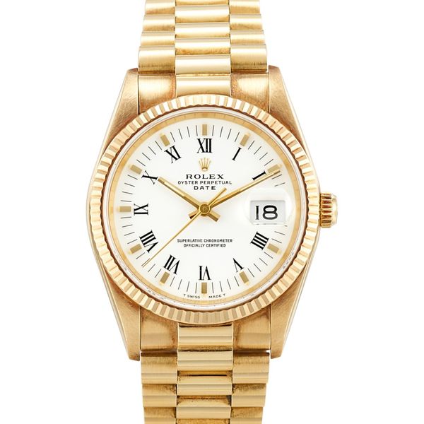Rolex 15238 - Oyster Perpetual Date 34