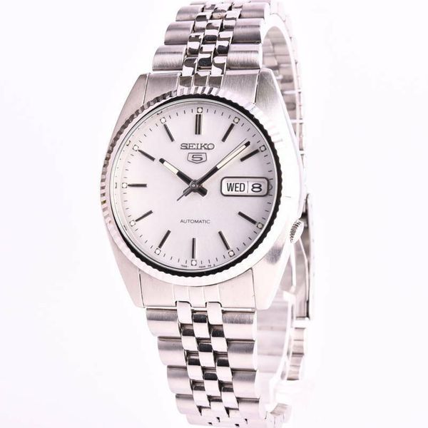 Seiko SNXJ89 - 5