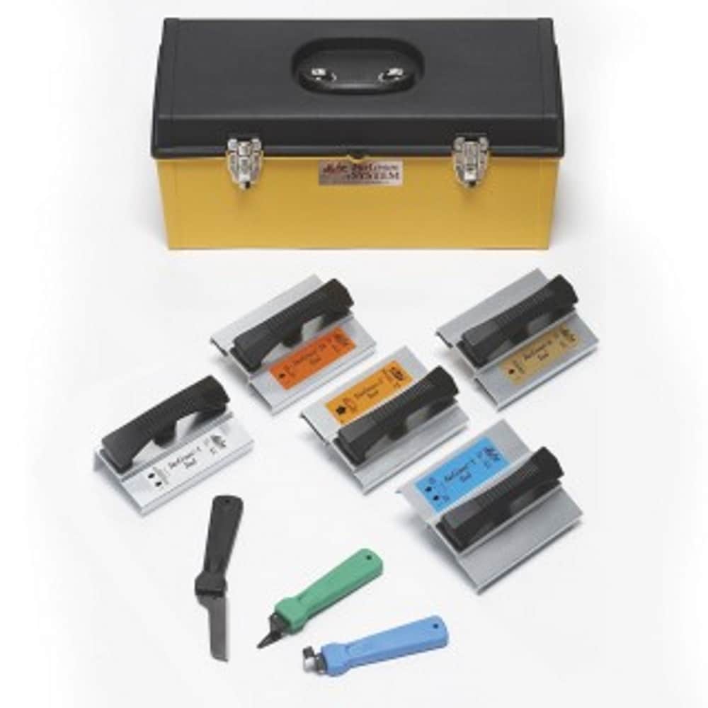 Malco - FGSLKW - FasGroov 1-Blade Utility Knife