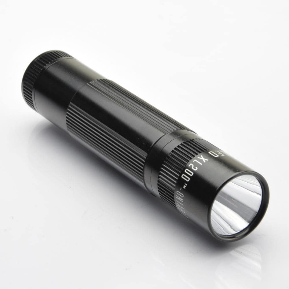 Maglite - XL200-S3016 - 172-Lumen LED Miniature Flashlight (Battery Included)