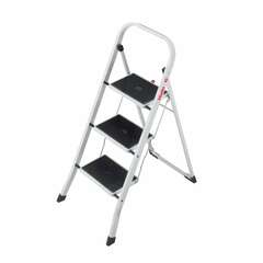 Hailo - 9204015096 - 3-Step 330-lb Capacity White Steel Foldable Step Stool