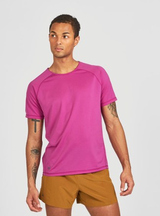 Janji - Helio Tech T-Shirt - Mens - ORCHID