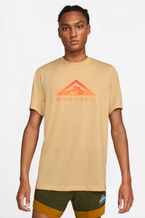 Nike - DB Trail T-Shirt - Mens - SESAME
