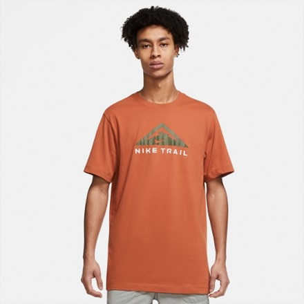 Nike - Dri-FIT Trail T-Shirt - Mens - DARK RUSSET