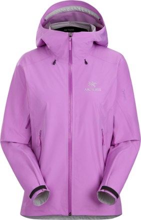 Arcteryx - Beta LT Jacket - Womens - MESMER