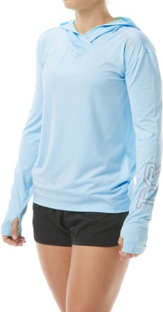 TYR - SunDefense Hooded Shirt - Womens - SKY BLUE