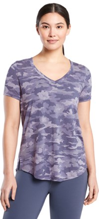 Athleta - Breezy Printed Scoop V Tee