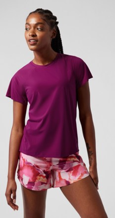 Athleta - Ultimate Train T-Shirt - Womens - FUCHSIA