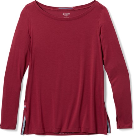 Fourlaps - Stamina Long-Sleeve T-Shirt - Womens - RED VELVET