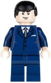 BAT013: Bruce Wayne - Dark Blue Suit
