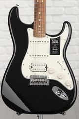 Fender Player Stratocaster HSS - Black with Pau Ferro Fingerboard