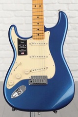 Fender American Ultra Stratocaster Left-handed - Cobra Blue with Maple Fingerboard