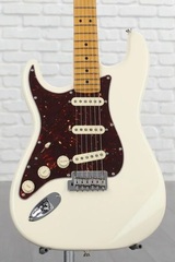 Fender American Professional II Stratocaster Left-handed - Olympic White with Maple Fingerboard