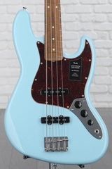 Fender Vintera '60s Jazz Bass - Daphne Blue with Pau Ferro Fingerboard