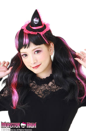 MONSTER HIGH Scarlet Witch Pin