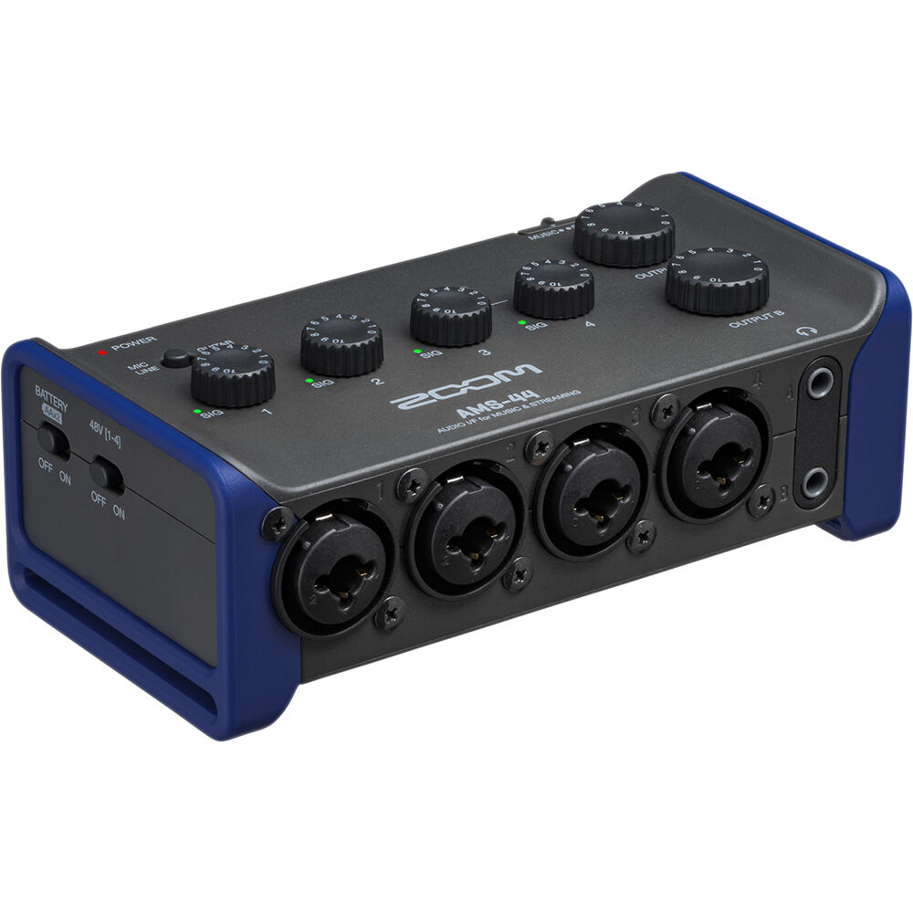 Zoom PodTrak P8 Two-Person Podcast Kit
