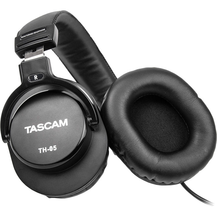 Tascam TH-05 Monitoring Headphones