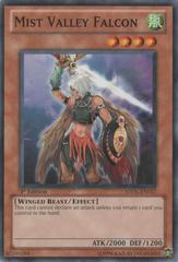 Mist Valley Falcon - SDDL-EN012 - Common - Unlimited Edition