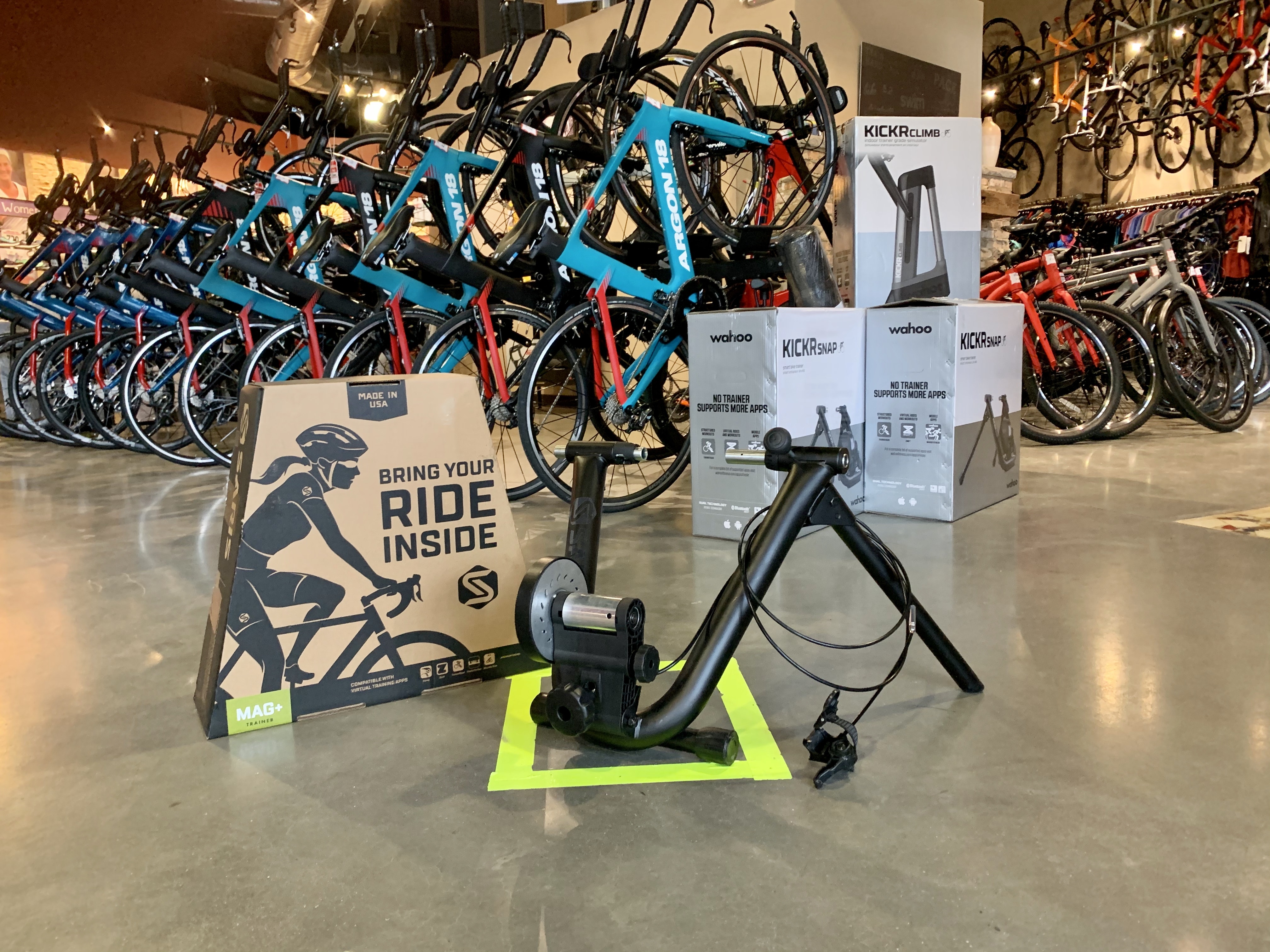 Saris Mag+ Bicycle Trainer 2020