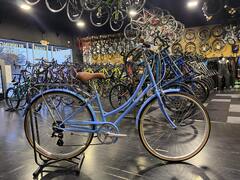Retrospec Barron Step-Thru Comfort Hybrid Bike 21-Speed - Glacier Blue 2021