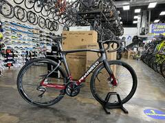 Pinarello Dogma F12 Disk Shimano Ultegra Di2 - Team INEOS 2021
