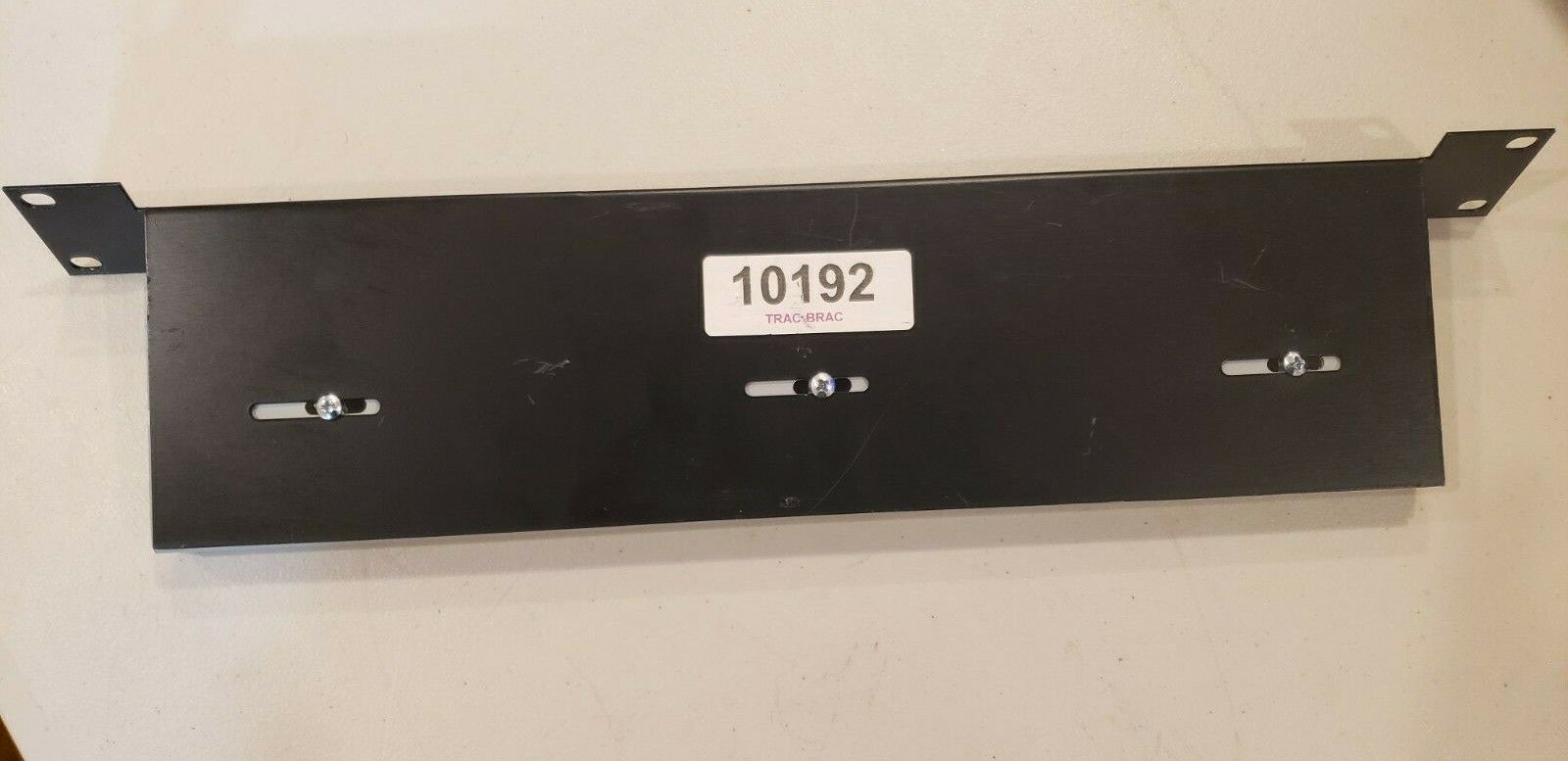 FSR TRAC-BRAC Rackmount Bracket for TRACK