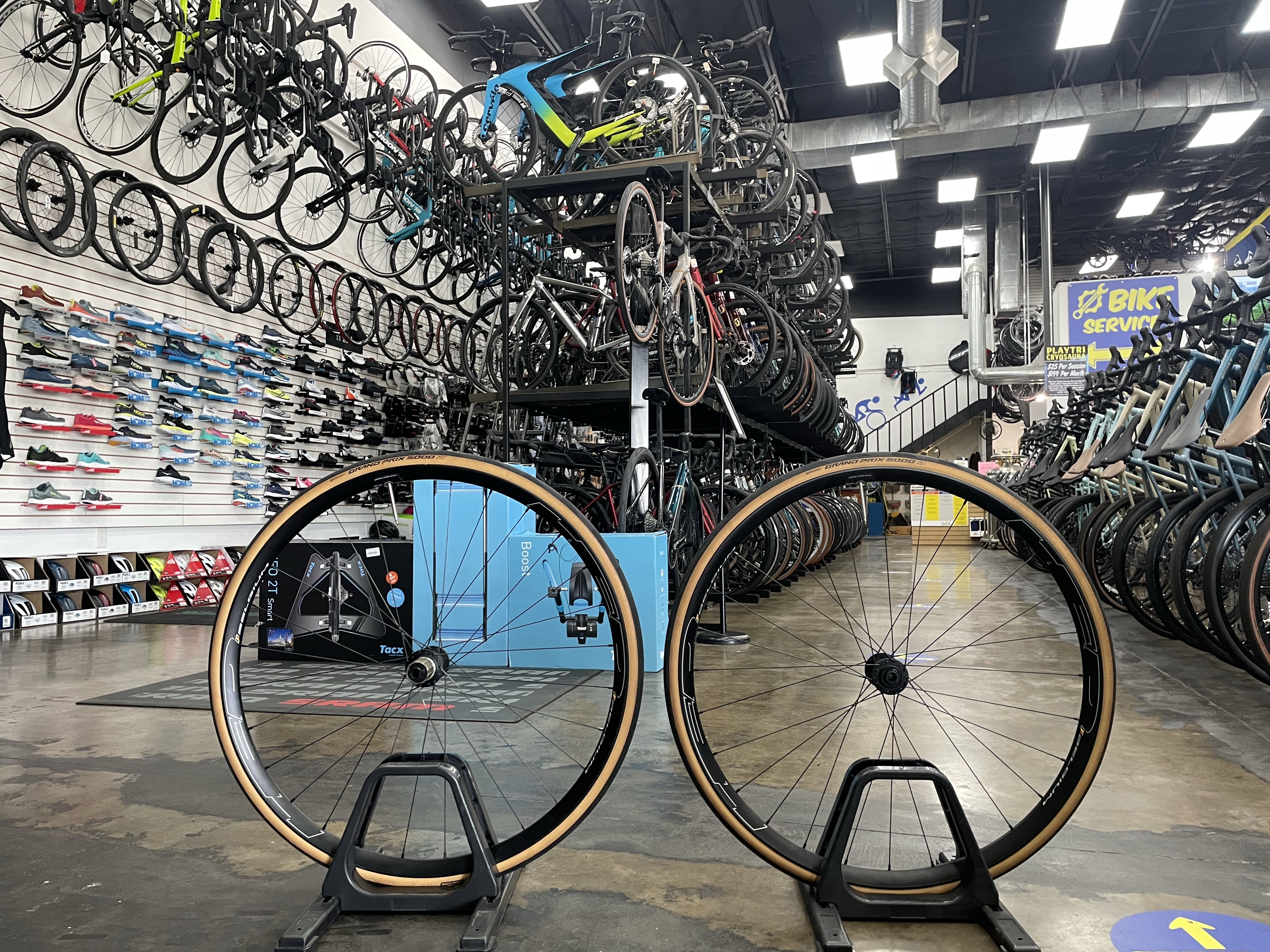 HED Belgium Plus Alloy Disc Brake Wheelset