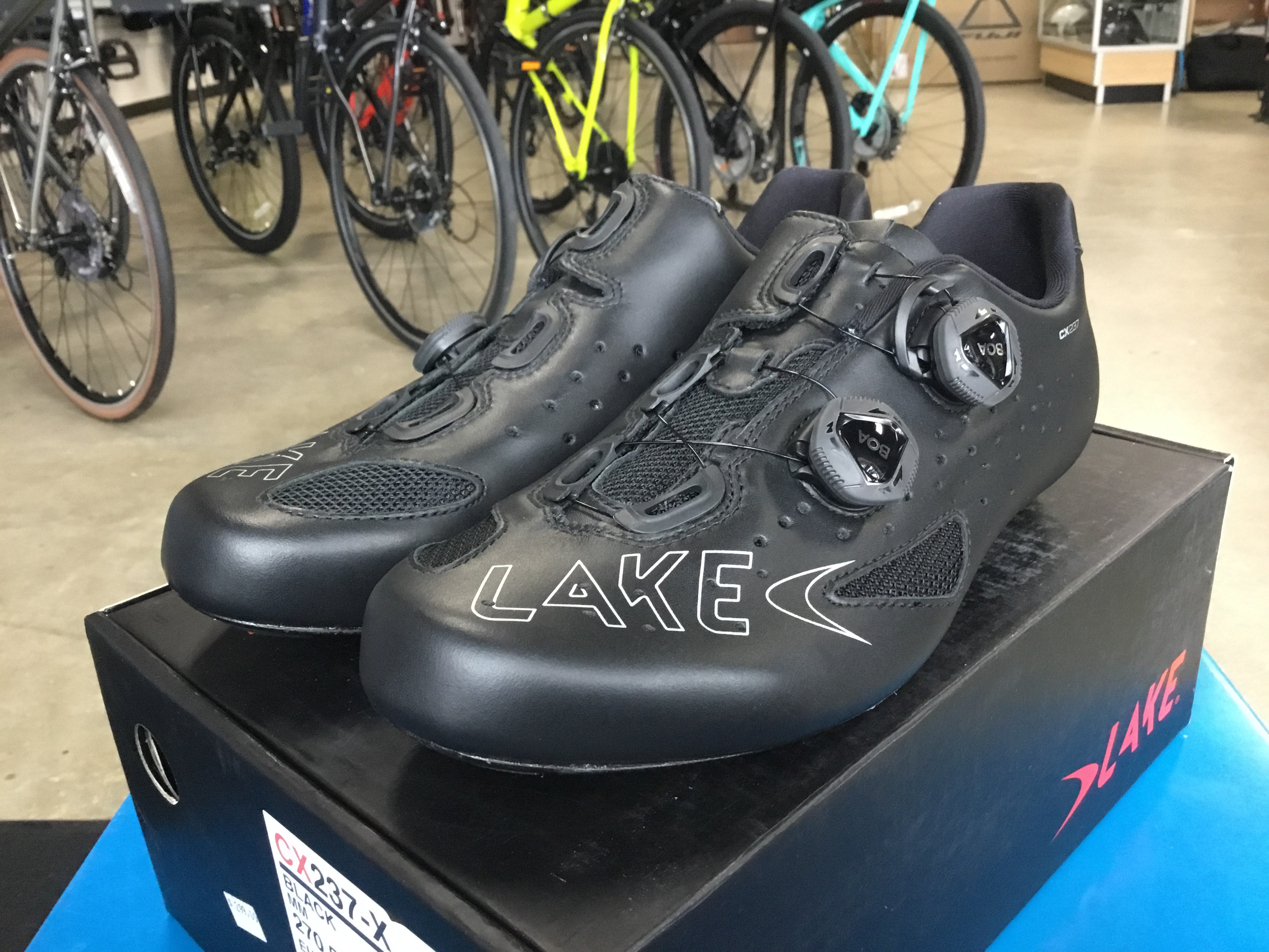 Lake Shoes  Lake CX237-X