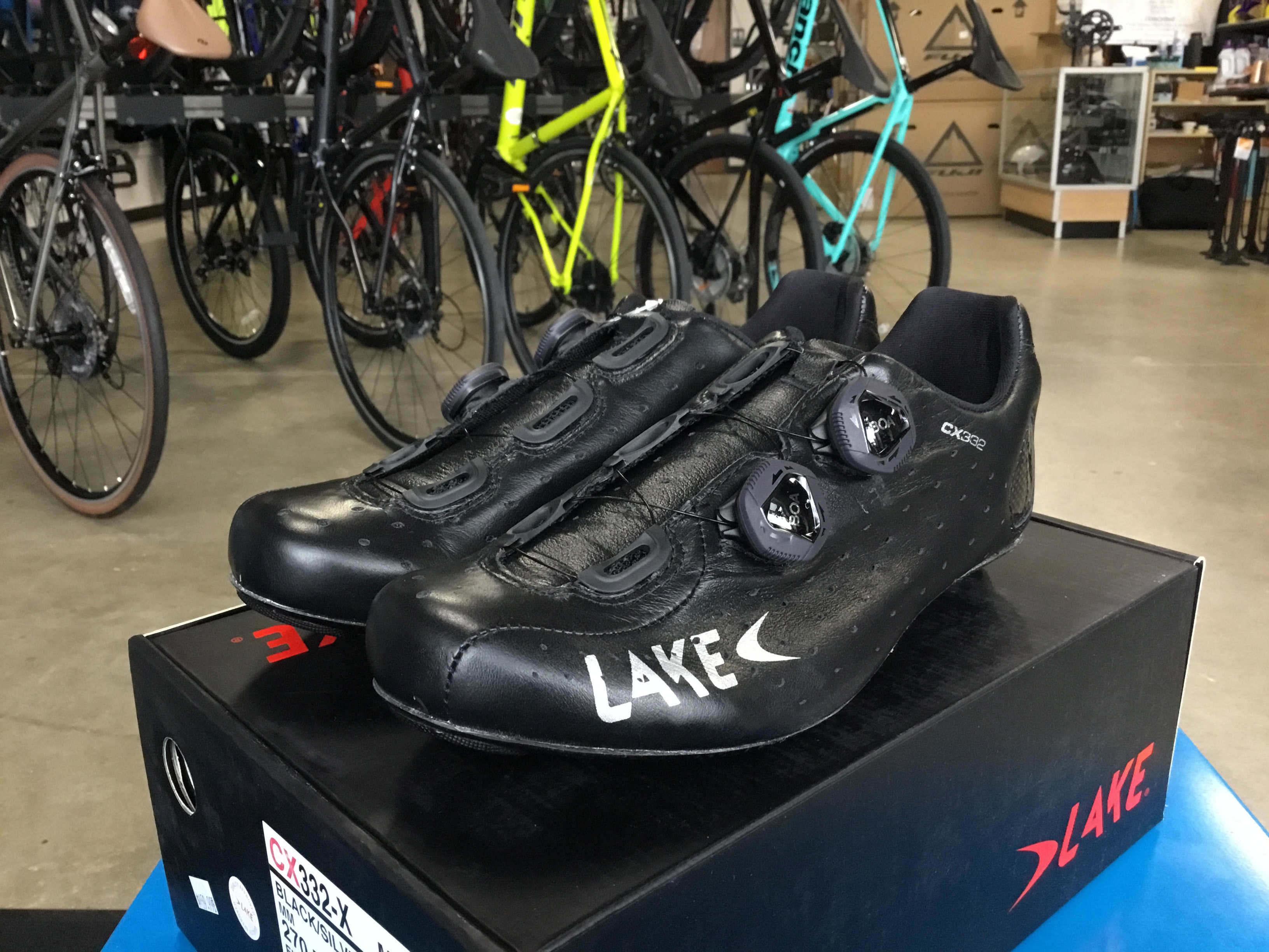 Lake Shoes  Lake MX332-X