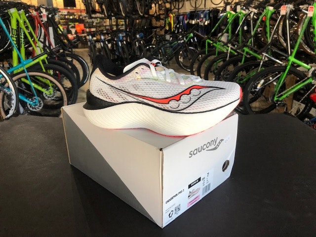 Womens Saucony Endorphin Pro 3 2022