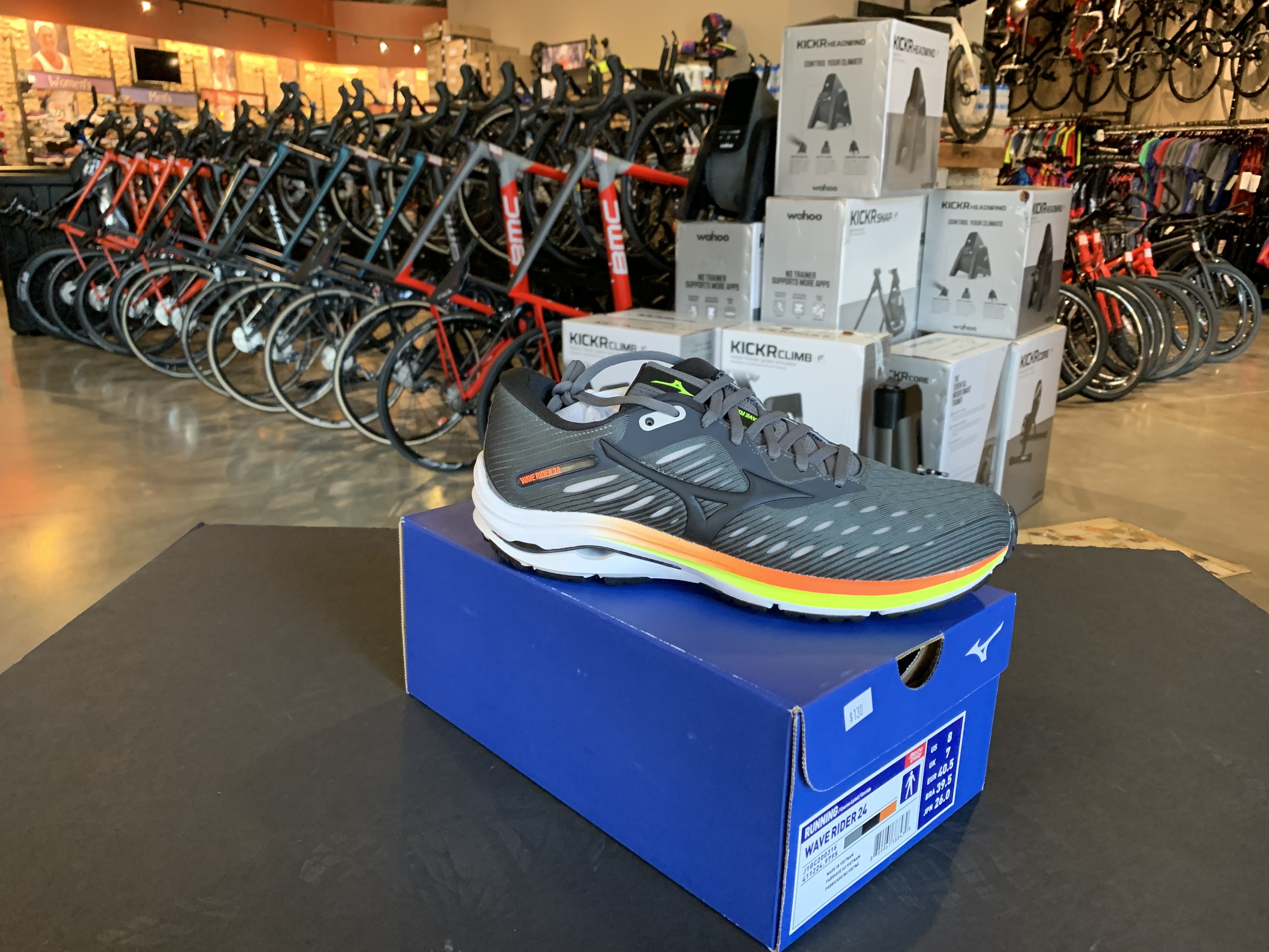 Mizuno Mens Wave Rider 24 Castle Rock-Phantom