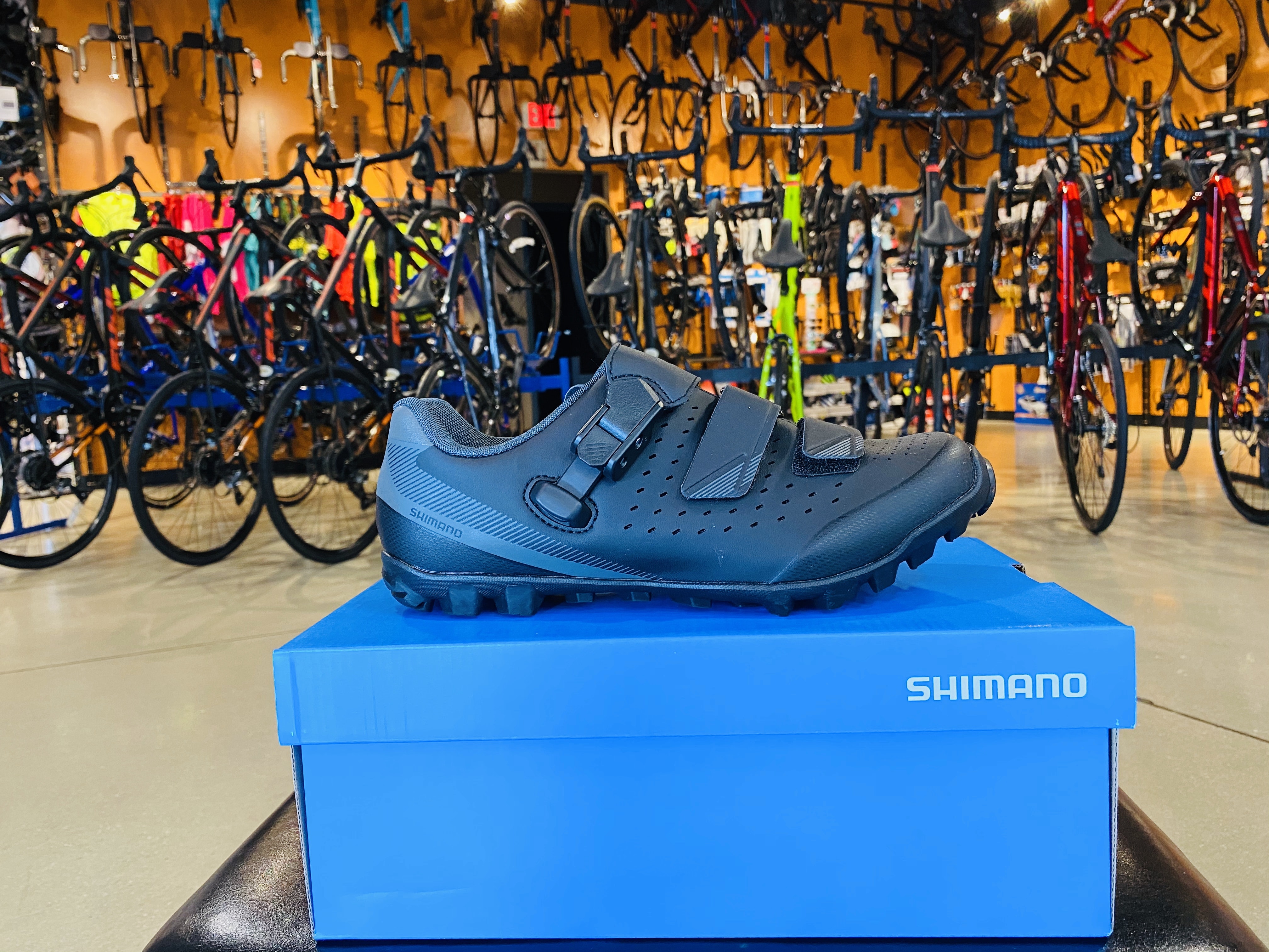 Shimano Mens ME3 Mountain Bike Shoes