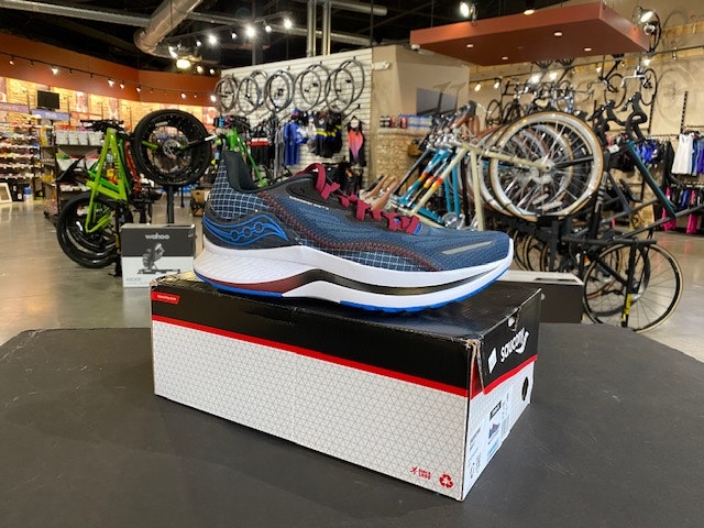 Mens Saucony Endorphin Shift 2; Space/Mulberry