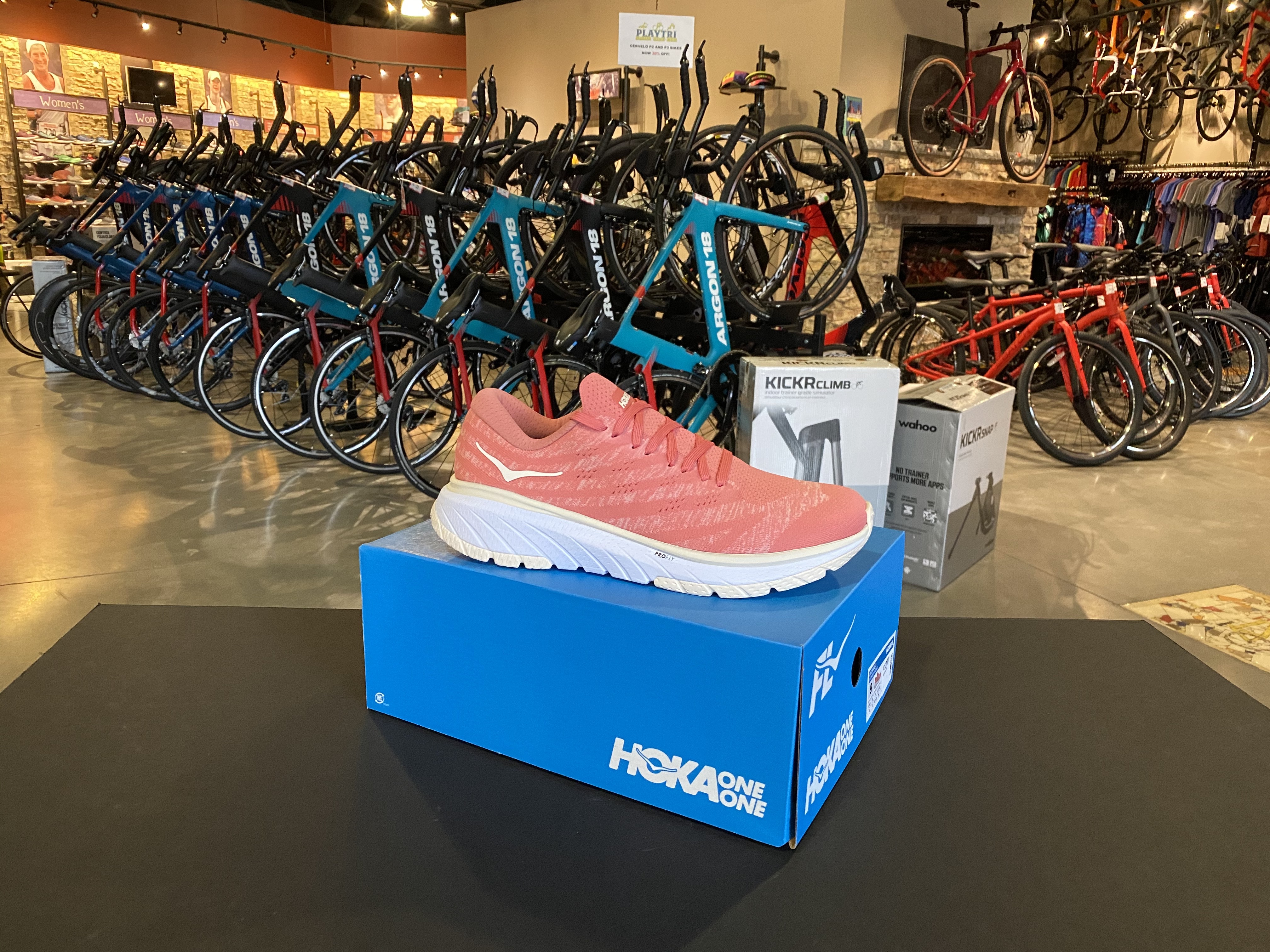Hoka Cavu 3 Womens Lantana/Eggnog