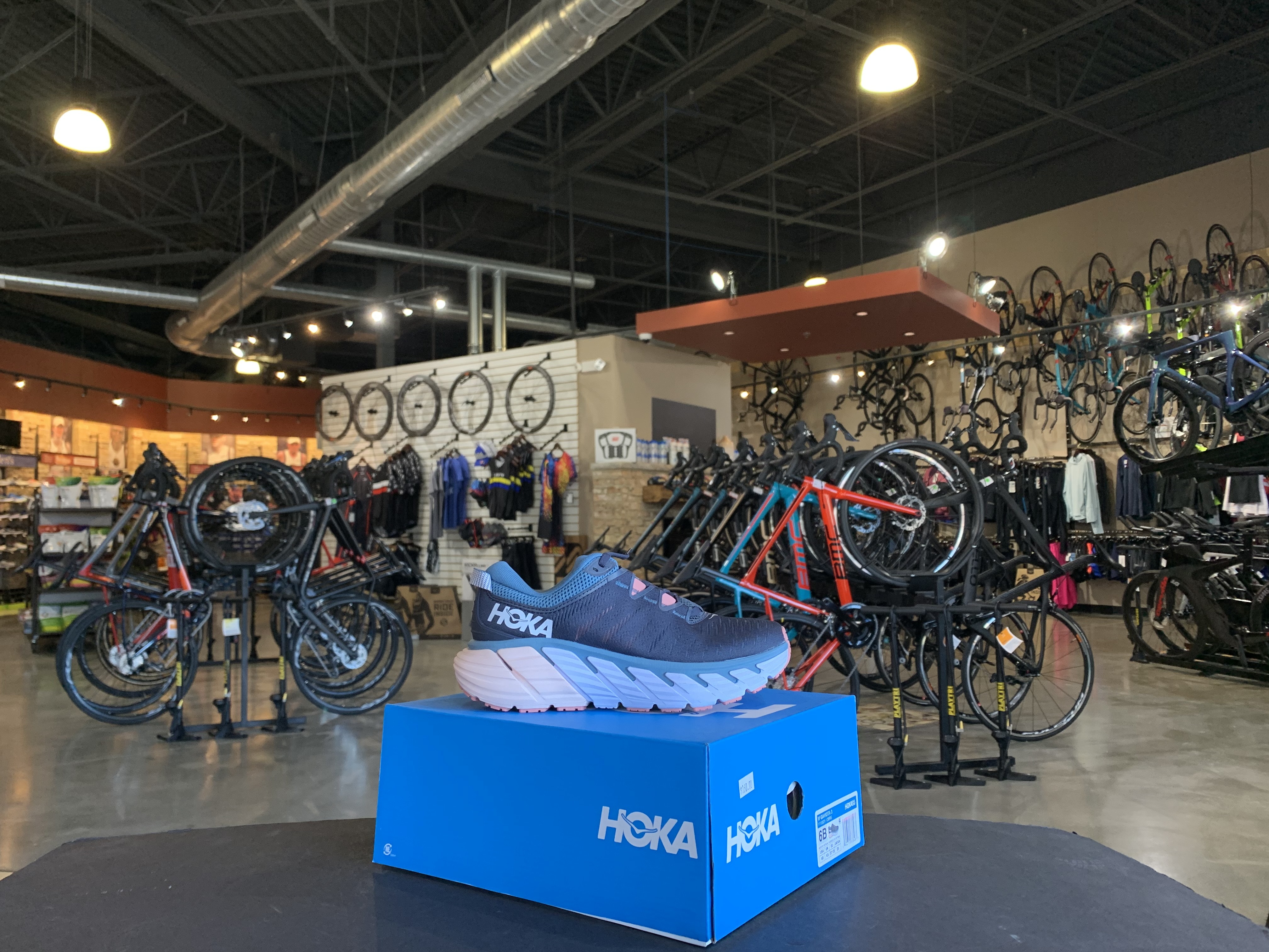 Womens Hoka Gaviota 3 Ombre Blue/Rosette WIDE