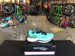 Womens Saucony Endorphin Shift 2 Cool Mint/Acid