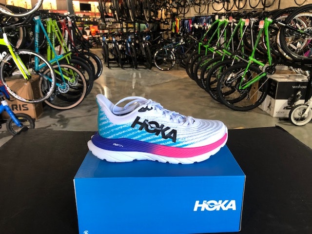 Hoka Womens Mach 5 White/Scuba Blue