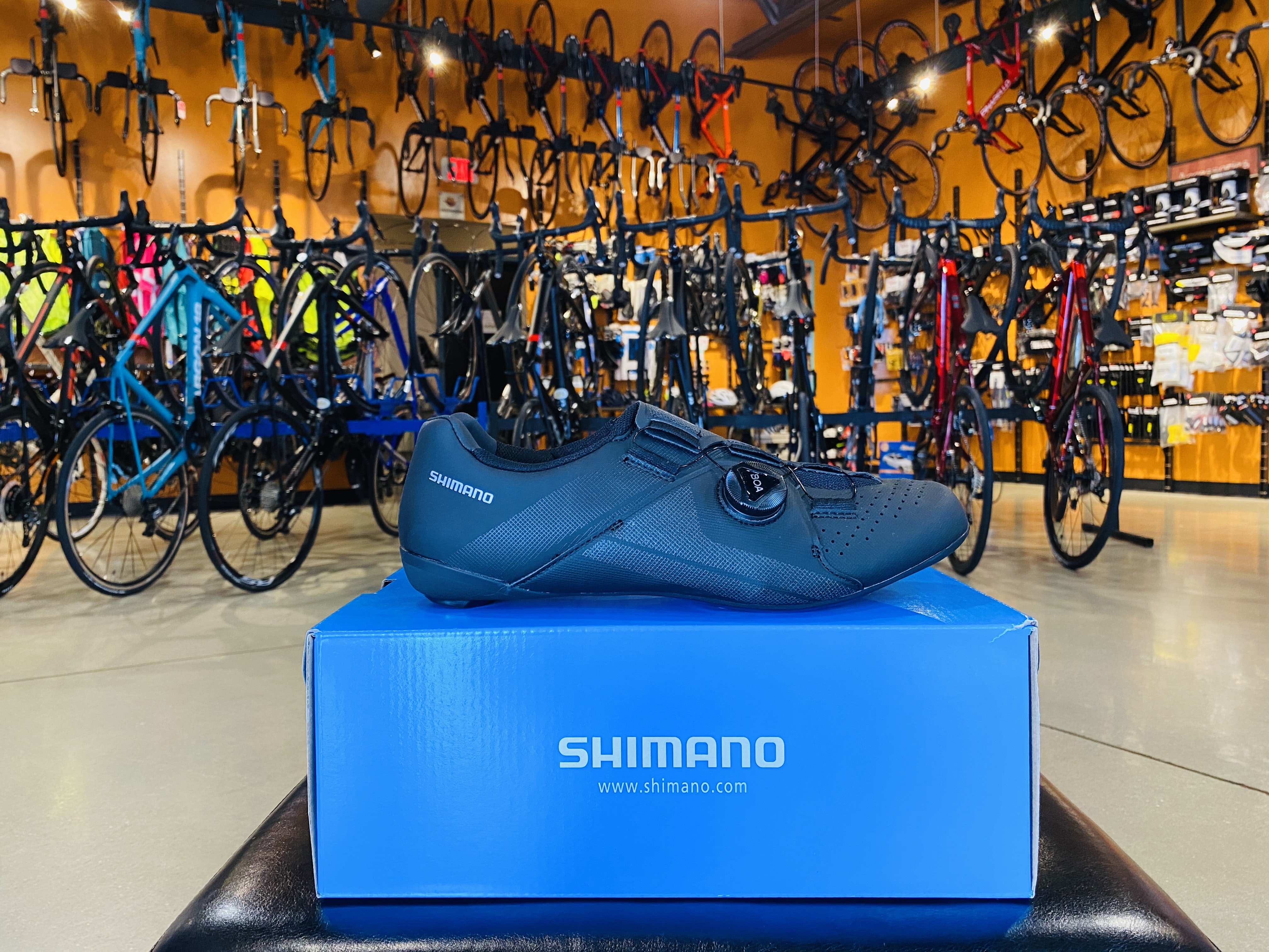 Shimano SH-RC300 BICYCLE SHOES BLACK