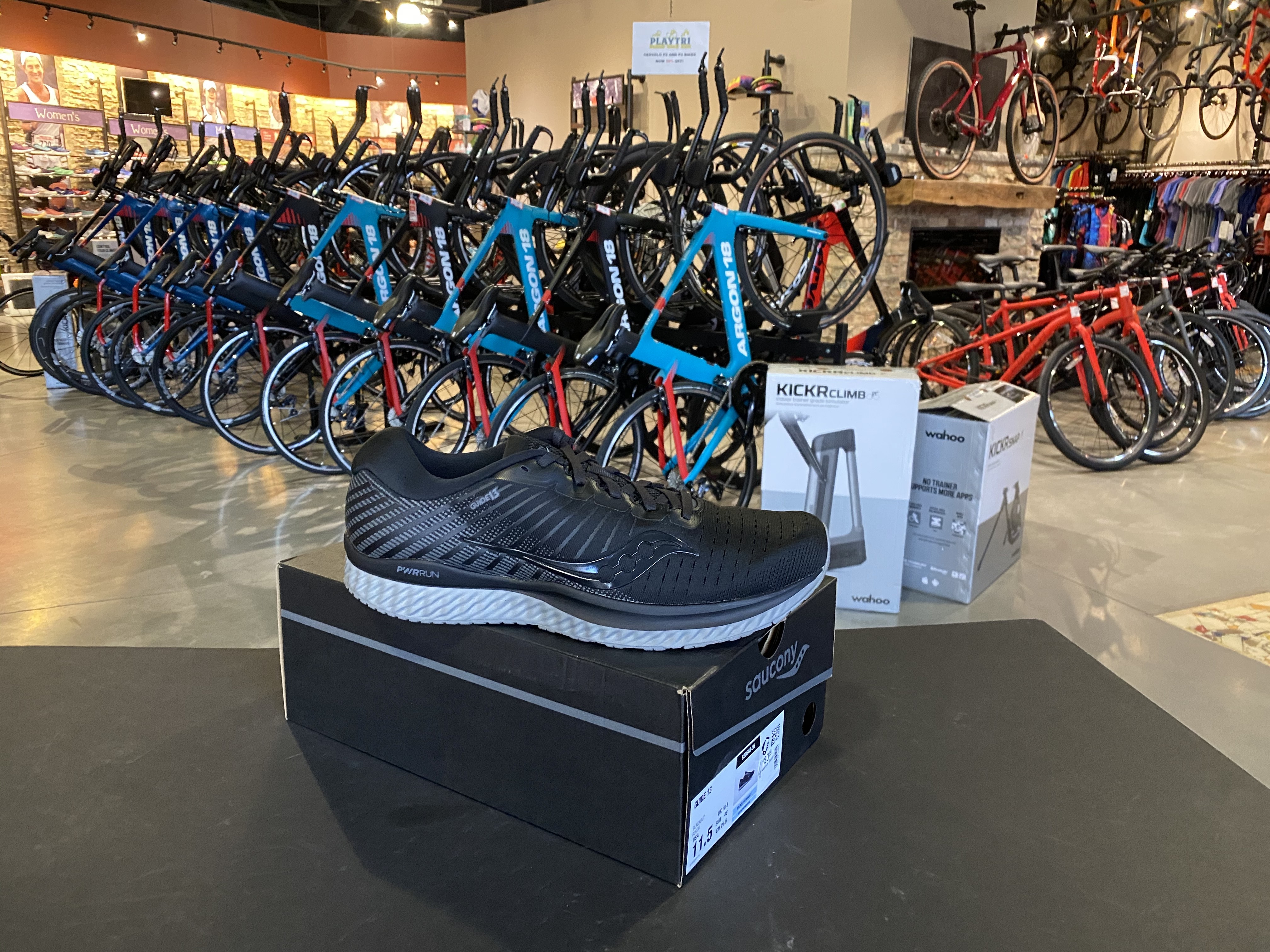 Saucony Mens Guide 13 Blackout