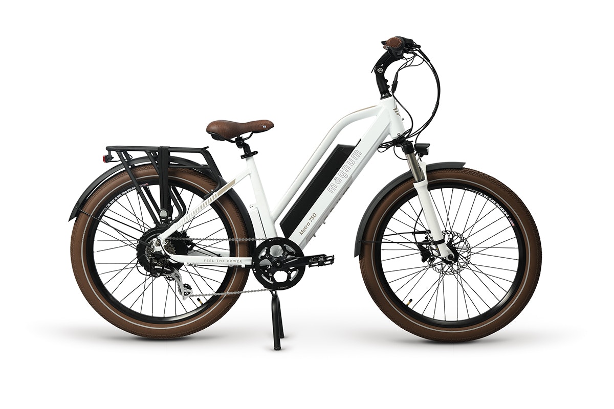 Magnum Metro 750
