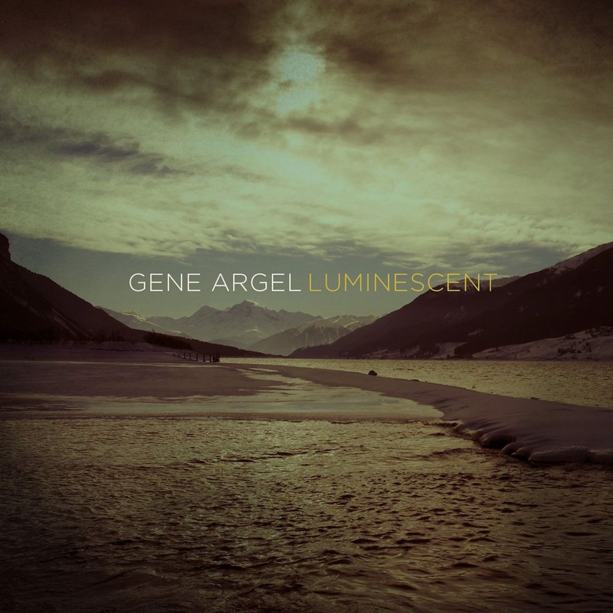 Luminescent (CD)