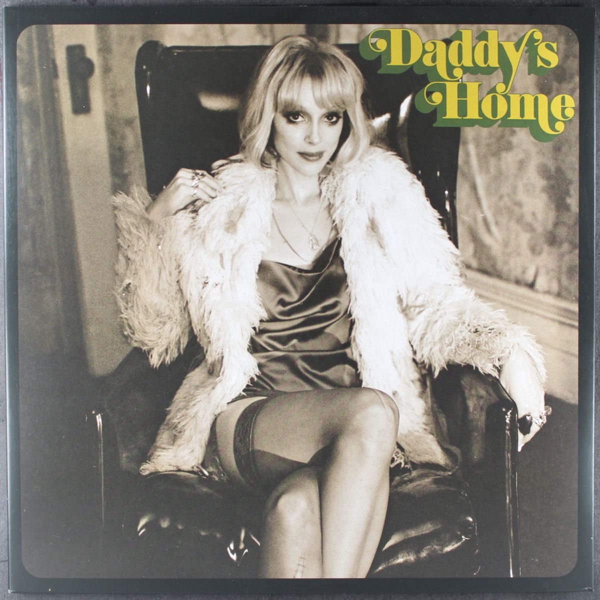 Daddys Home [Bronze Vinyl] (LP)
