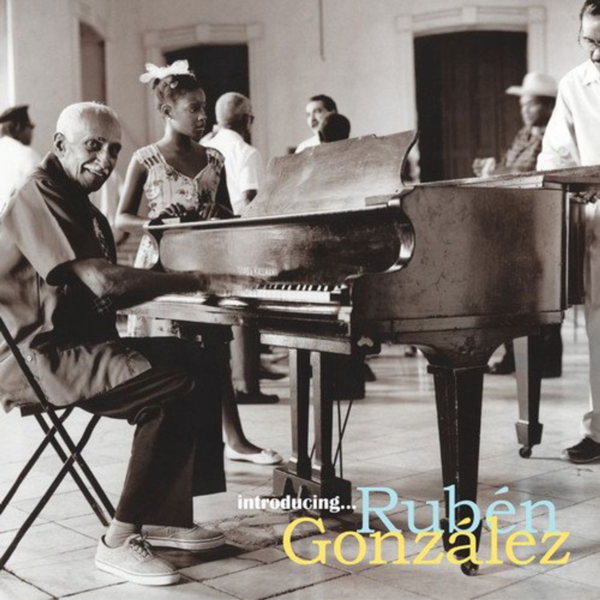 Introducing Rubén González (CD)