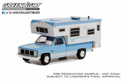 1/64 1985 GMC Sierra 2500 with Winnebago Slide-In Camper - Light Blue & Frost White