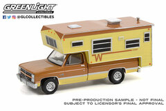 1/64 1986 Chevrolet C20 Silverado Camper Special with Winnebago Slide-In Camper - Copper Canyon & Doeskin Tan
