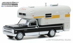 1/64 1969 CHEVROLET C10 CHEYENNE WITH SILVER STREAK CAMPER