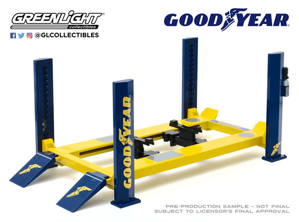 1/18 Four-Post Lift - Goodyear Tire