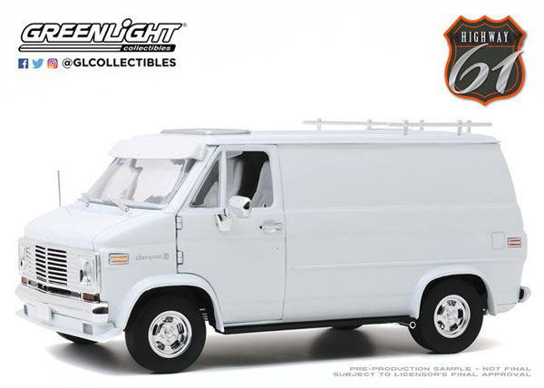 Highway 61 - 1/18 1976 Chevrolet G-Series Van - White