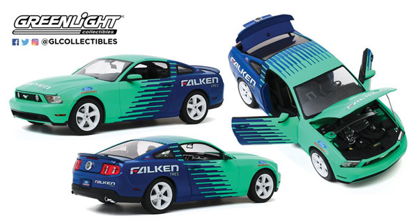 1/18 2010 Ford Mustang GT - Falken Tires