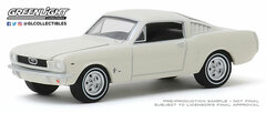 1/64 1965 Ford T5 - White